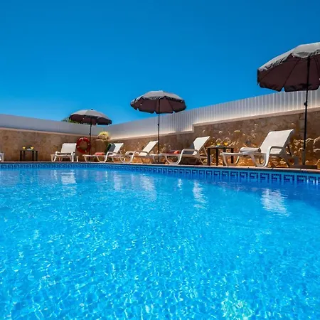 Laguna - Moradia Relaxante Com Piscina Aquecivel E Bbq -