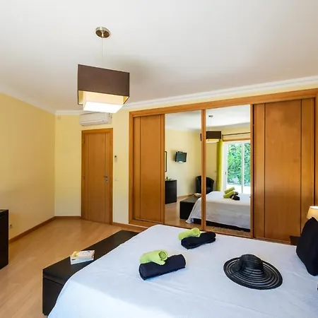 Laguna - Moradia Relaxante Com Piscina Aquecivel E Bbq - * Albufeira