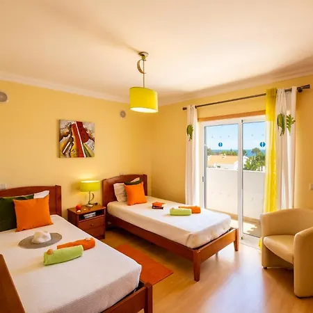 Laguna - Moradia Relaxante Com Piscina Aquecivel E Bbq -